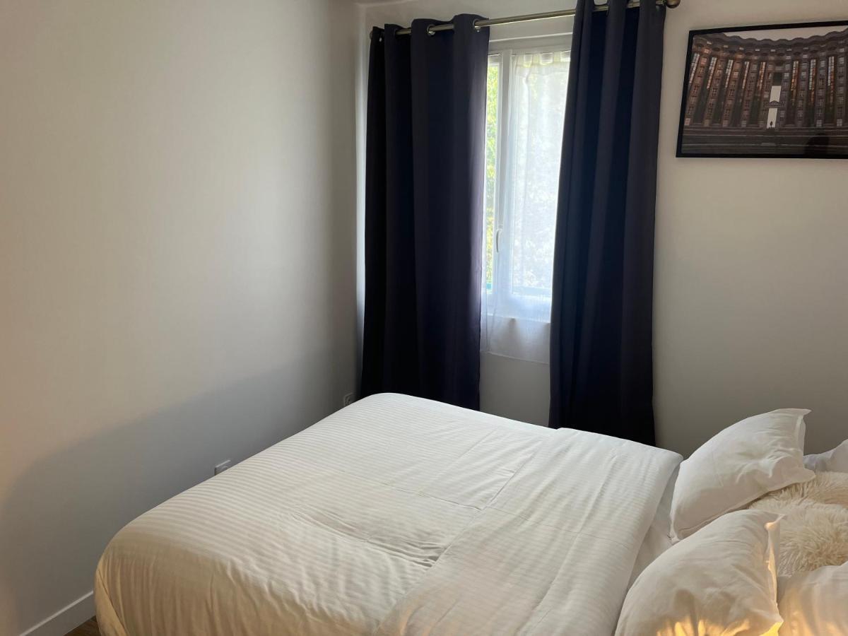Appartement Spacieux Clichy-sous-Bois Exterior foto